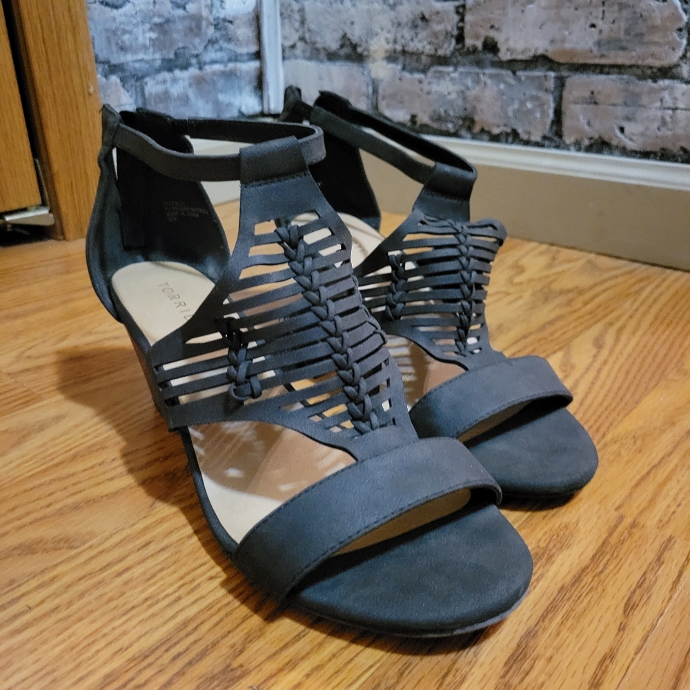 Torrid 10W Wedge